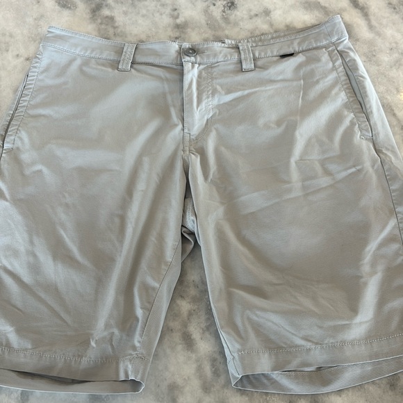 Travis Matthew Flat Front Shorts - Picture 1 of 4